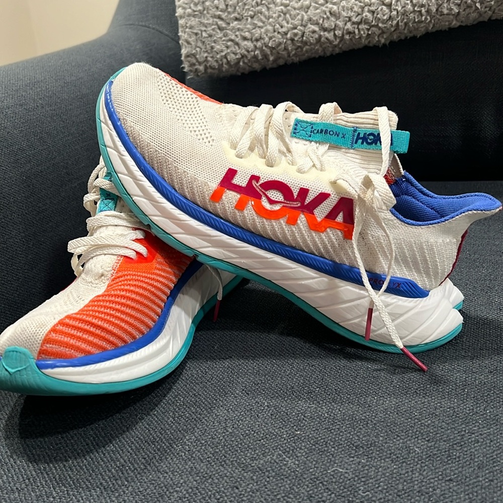 HOKA CARBON X running shoes